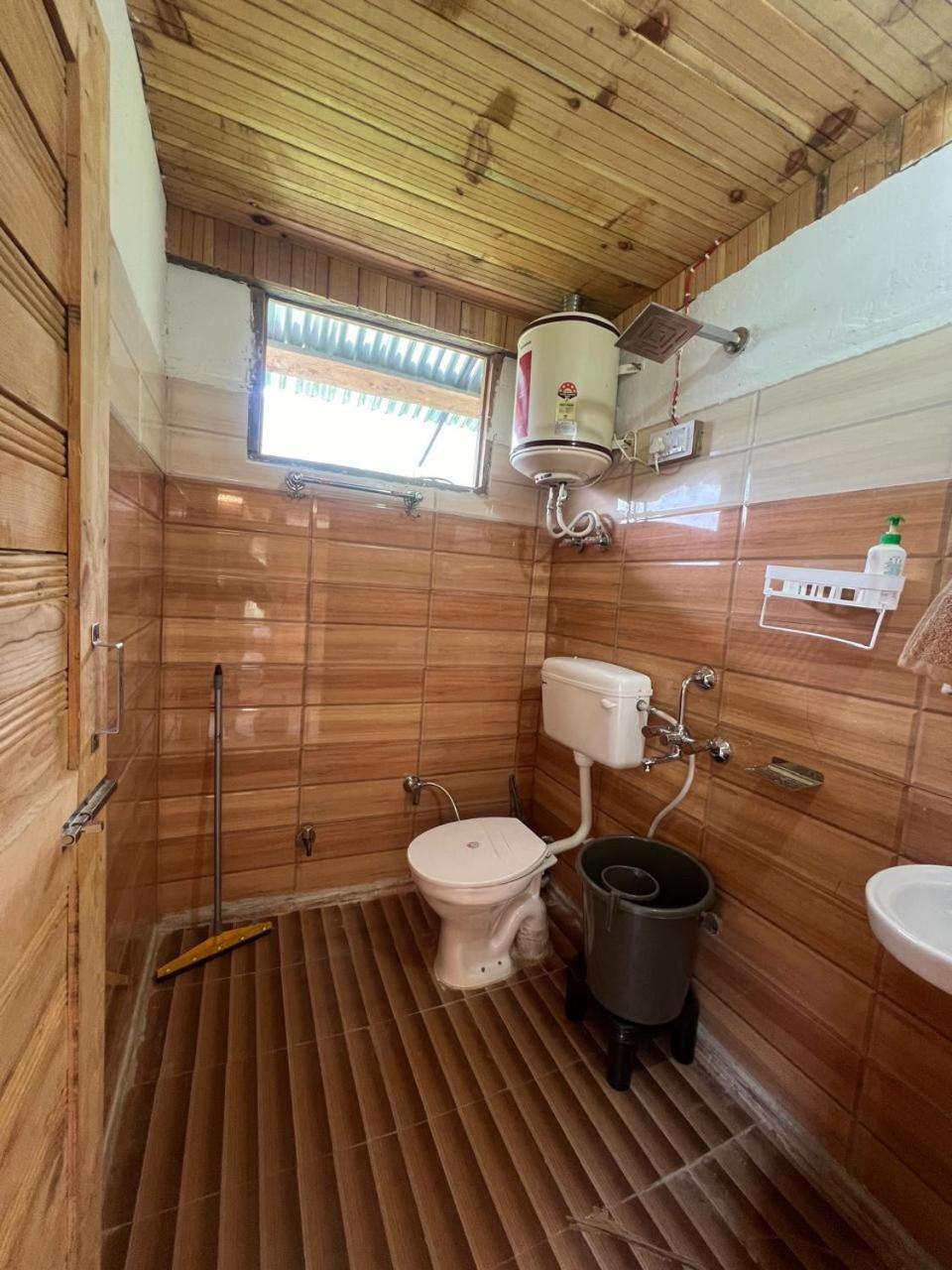 Rafa Shangarh Zimmer foto